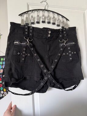Hot Topic Black High-Waist Grommet Strap Shorts